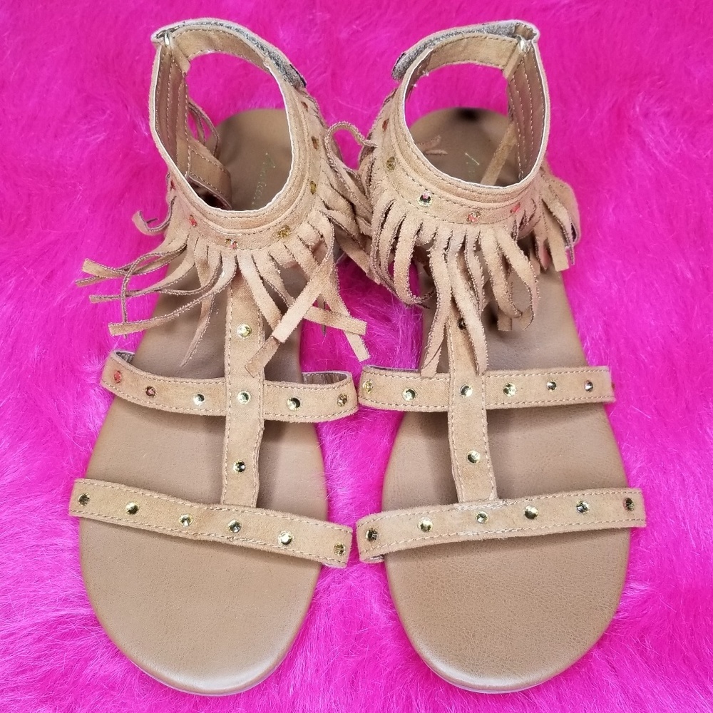 American Eagle Light Brown Fringe Jeweled Sandals Size 5 1/2 Womens EUC